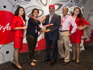 Interpol Secretary General Ronald Noble during a visit to AirAsia operations at Kuala Lumpur's klia2 terminal. Interpol photo.