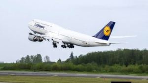 The new Lufthansa 747-8. Boeing photo.